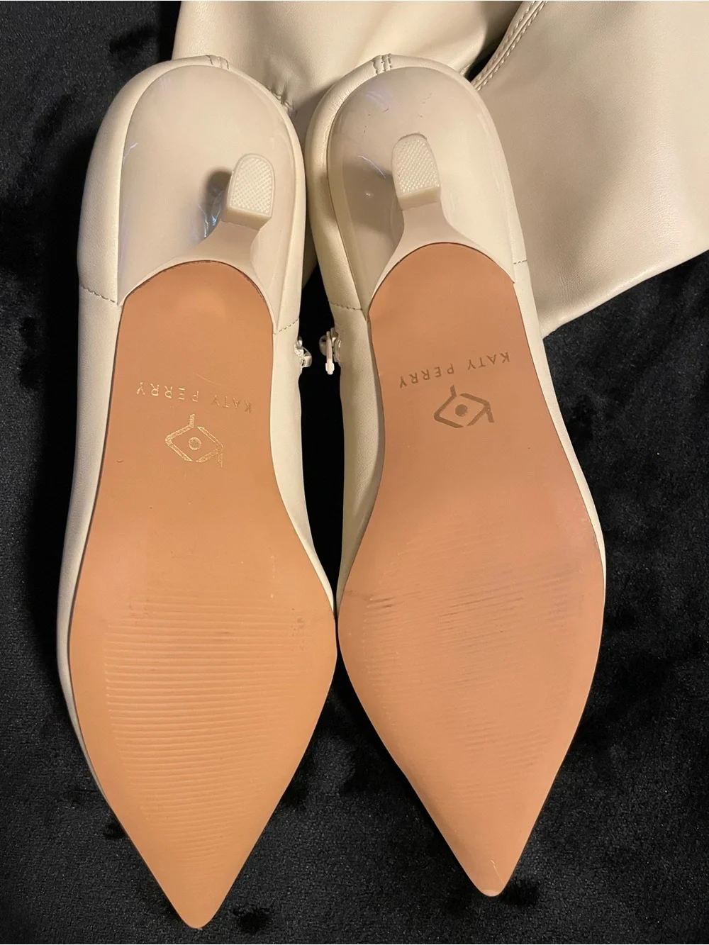 Katy Perry brand new Women's Over-the-Knee Cream Boots with Gold Toe Cap